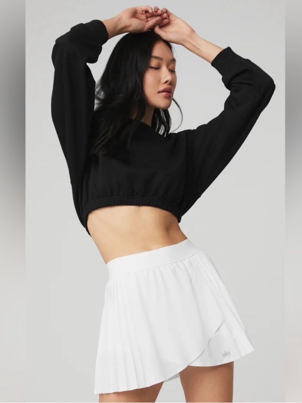 ALO Devotion Cropped Sweatshirt Pullover Women Sz Small Black Crew Neck
